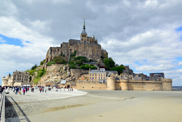 Fototapeta na wymiar Mont Saint Michel, beautiful Normandy