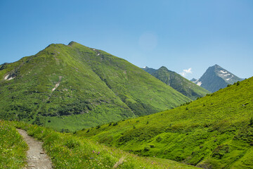 Fototapeta na wymiar landscape in the mountains