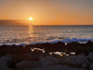 Fototapeta premium sunset over the sea
