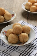 Tahu Bulat
