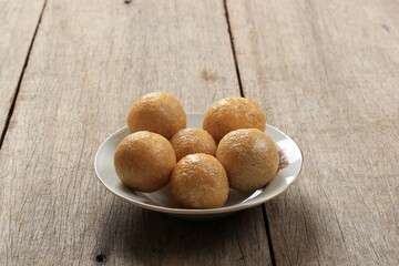 Tahu Bulat