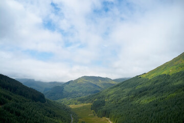 Naklejka premium Mindfulness empty background with mountains and blank sky