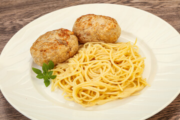 Spaghetti with homemade chicken cutlet
