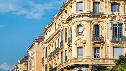 Fototapeta na wymiar Residential buildings in Nice, France