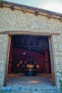 Bodega Abadal, integrada en la D.O. Pla de Bages, en la comarca del Bages, provincia de Barcelona, Catalunya.