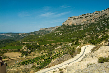 Localidad rural La Morera de Montsant en la comarca del Priorat, provincia de Tarragona, Catalunya.