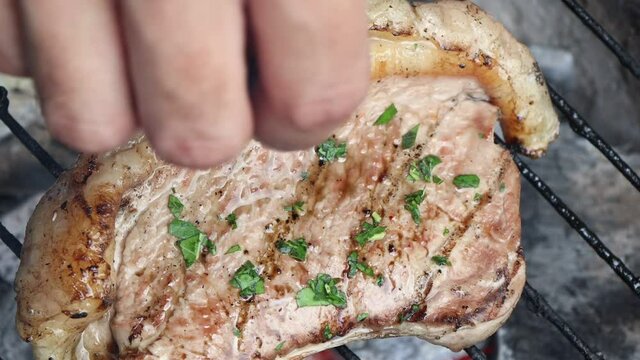 Grilled fresh meat and safe from red meat accelerators