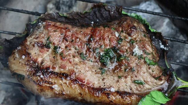 Grilled fresh meat and safe from red meat accelerators