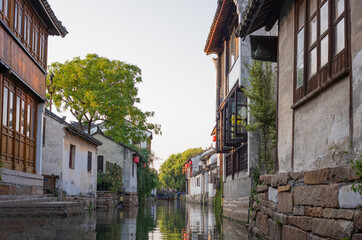 Shanghai, modernity and tradition