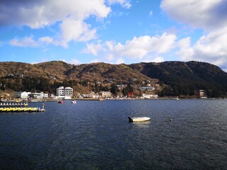 Obraz premium views of the lake in winter in Japan