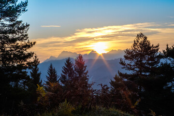 Sonnenaufgang im Wettersteingebirge