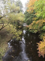 Herbst in Nordhausen Die Zorge in der Nähe vom Stadtpark