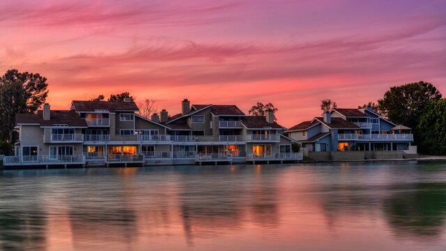 A Row Of House On A Lake In Irvine, California