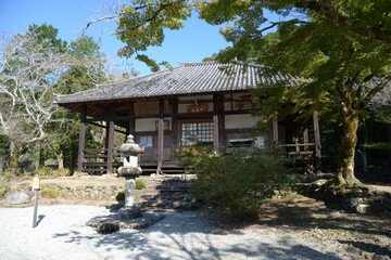 Fototapeta premium 高野街道 栄山寺 本堂 奈良県五條市