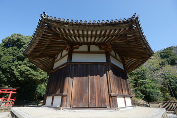 高野街道　栄山寺　八角円堂　奈良県五條市