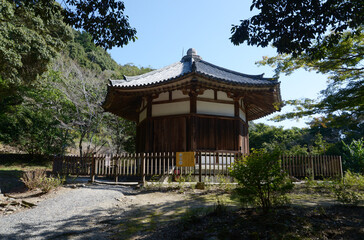高野街道　栄山寺　八角円堂　奈良県五條市