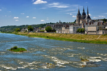 Edge of the Loire at Blois, a commune and the capital city of Loir-et-Cher department in Centre-Val de Loire, France - obrazy, fototapety, plakaty