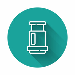 White line Aeropress coffee method icon isolated with long shadow. Device for brewing coffee. Green circle button. Vector