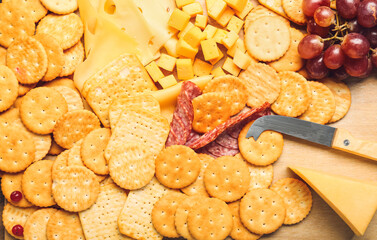 Platter with crunchy crackers and cheese