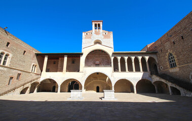 Fototapeta premium Palais des rois de Majorque à Perpignan, France 