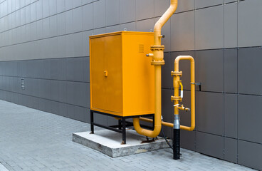 Gas infrastructure for heating an apartment building