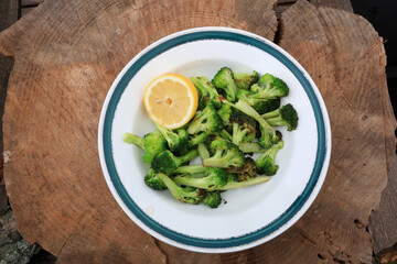 cooked brocoli as green vegan food