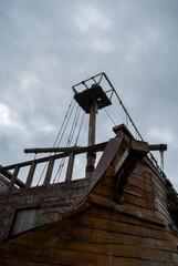 Moscow, Serednikovo, Piligrim Porto, 10 02 2016. Rigging an old medieval  ship. Wooden tackle large