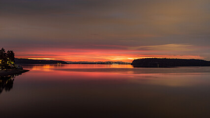 Sunrise Tacoma and Vashon 