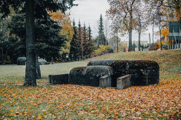 Betonowy schron na obrzeżach miasta Kętrzyn