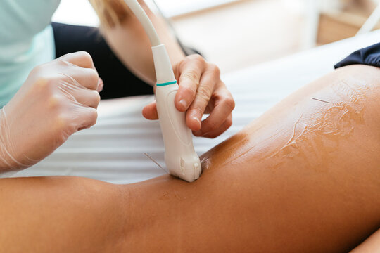 Acupuncture with ultrasound device