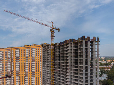 Construction of a modern living house