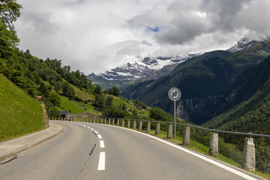Road to the hight mountains