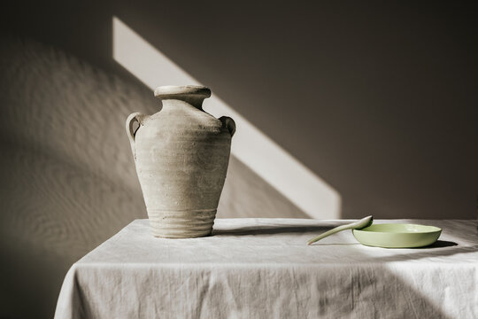 Table of still life objects