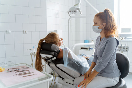 Communicating dentist and patient