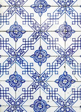 antique tiles  white and blue