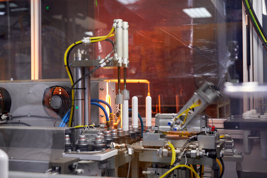 Modern extrusion blow molding machine