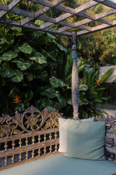Carved Daybed Outdoor