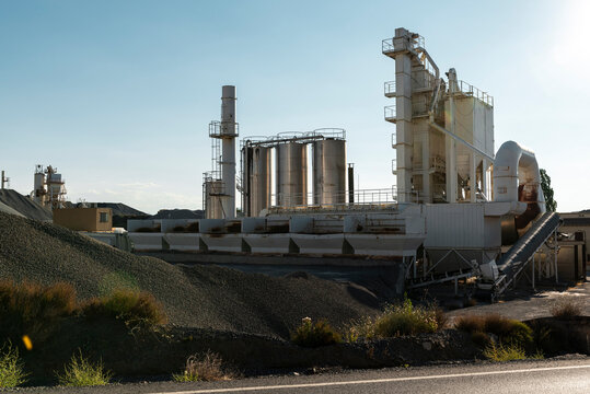 Machinery and equipment in quarry 