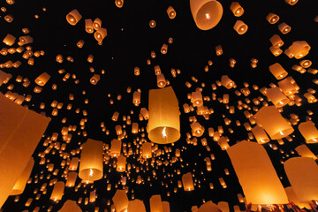 Tourist floating sky lanterns in Loy Krathong festival , Chiang Mai ,Thailand. © toa555