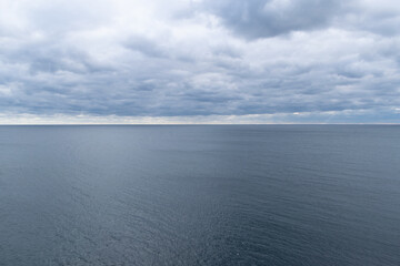 Obraz premium seashore, waves, clouds and wind