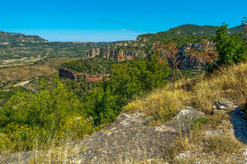 Vista de Siurana que se encuentra en la parte más baja de la Sierra de la Gritella, en la comarca de Priorato, Tarragona, Catalunya.