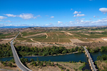 Paisaje de viñedos en San Vicente de La Sonsierra, La Rioja, España