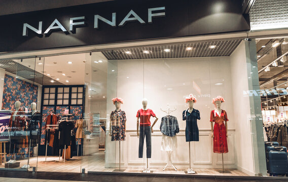 UKRAINE, KHERSON - October 1, 2021: Mannequins in the "NAF NAF" store. Standing female dummies. Showcase