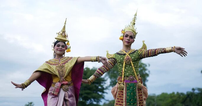 Khon performance arts acting entertainment dance traditional costume in the park