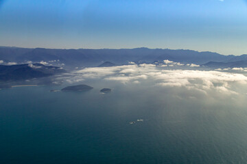 Litoral sul praias e montanhas