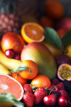 Stlli life with fruit