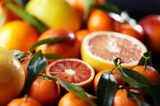 Various citrus fruits