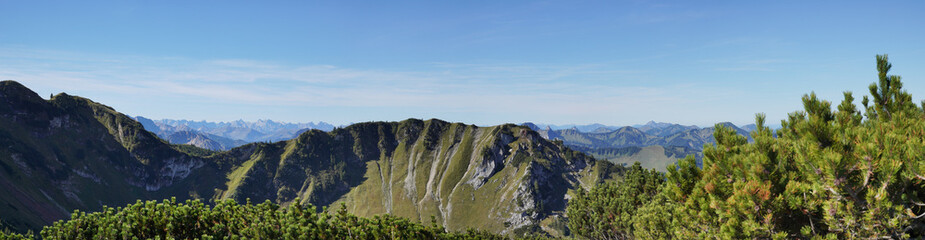 Wanderung auf den Hochmiesing: Blick auf den Rotwandkopf