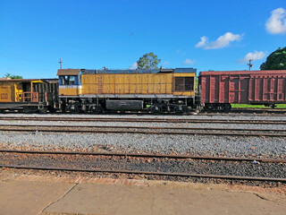 Fototapeta premium Artemisa train station old train wagons