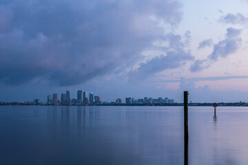 Fototapeta premium Downtown Tampa background over the water